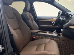 2023 Volvo XC90 B5 Zhixing Luxury 5-seater, чёрный — фото 25