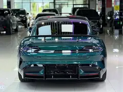 2025 Xiaomi SU7 Ultra Ultra, зелёный — фото 13