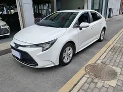 2021 Toyota Levin 185T CVT Luxury, белый — фото 1