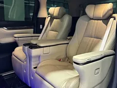 2021 Toyota Alphard Hybrid 2.5L Premium, белый — фото 14