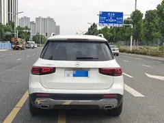 2021 Mercedes-Benz GLB 200 Sport, белый — фото 4