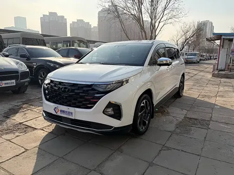 2021 Hyundai Custo 380TGDi LUX Premium
