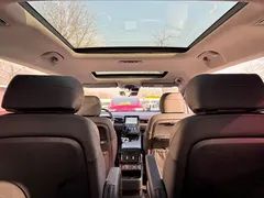 2021 Hyundai Custo 380TGDi LUX Premium, белый — фото 24