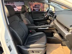 2021 Hyundai Custo 380TGDi LUX Premium, белый — фото 25