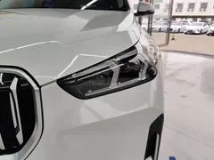 2023 BMW X1 xDrive25Li X, белый — фото 5