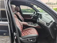 2022 BMW X5 40Li M, чёрный — фото 7