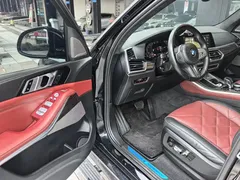 2022 BMW X5 40Li M, чёрный — фото 10
