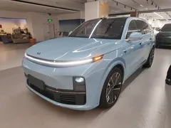 2025 Li Auto L7 Ultra, синий — фото 2