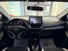 2021 Toyota Yaris L Zhixuan X 1.5L CVT Premium, белый — фото 5