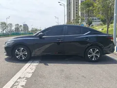 2022 Nissan Sylphy 1.6L XL CVT, чёрный — фото 4