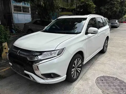 2021 Mitsubishi Outlander 2.0L 2WD Enjoy 5 seats