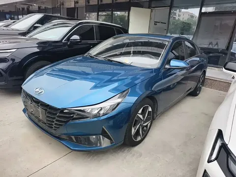 2021 Hyundai Elantra 1.5L CVT LUX Premium