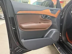 2022 Volvo XC90 7-seater, чёрный — фото 7