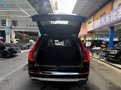 2022 Volvo XC90 7-seater, чёрный — фото 20