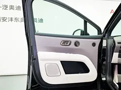 2025 Li Auto i6 4WD, чёрный — фото 9