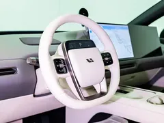 2025 Li Auto i6 4WD, чёрный — фото 10