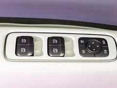 2025 Li Auto i6 4WD, чёрный — фото 13