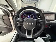 2021 Kia Yipao 1.4L CVT Fun Sunroof, белый — фото 7