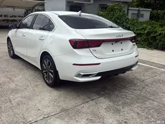 2021 Kia K3 1.5L CVT Fashion, белый — фото 3