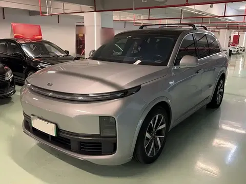 2023 Li Auto L8 Pro