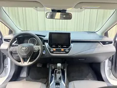 2021 Toyota Corolla Hybrid 1.8L E-CVT Elite, белый — фото 11
