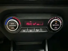 2021 Kia Yipao 1.4L CVT Sunroof, белый — фото 19