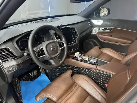 2022 Volvo XC90 Plug-in Hybrid modified E-drive Hybrid T8 Zhizun Luxury 7 seats
