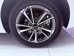 2023 Kia Cerato 1.5L CVT Luxury, белый — фото 7