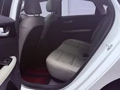 2023 Kia Cerato 1.5L CVT Luxury, белый — фото 17