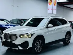 2022 BMW X1, белый — фото 1