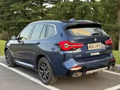 2022 BMW X3 xDrive25i M, синий — фото 6