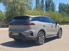2025 BYD Tang DM-i 175KM — фото 7