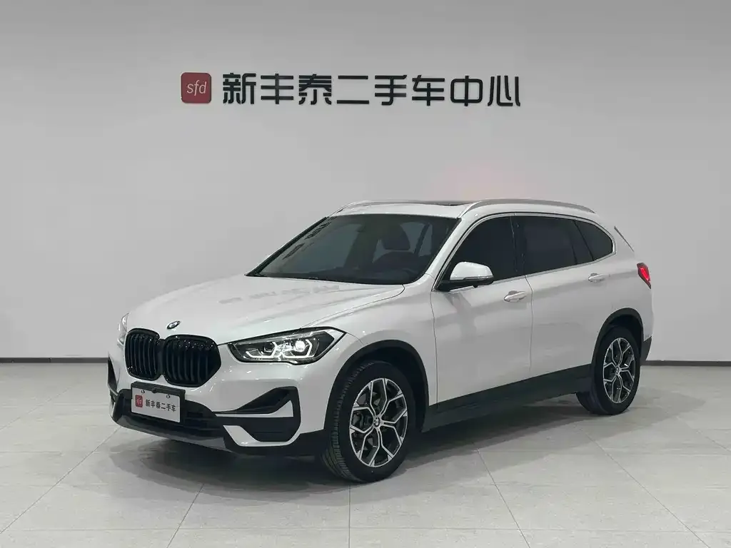2022 BMW X1
