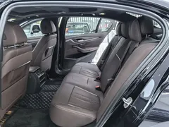 2023 BMW 5 Series 5 530Li M, чёрный — фото 10