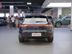 2021 Porsche Macan 2.0T, синий — фото 6