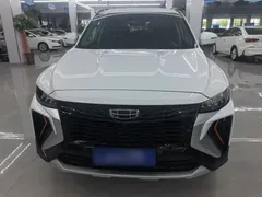 2022 Geely Atlas 1.8TD DCT, белый — фото 3