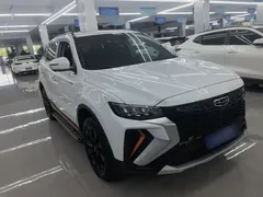 2022 Geely Atlas 1.8TD DCT, белый — фото 4