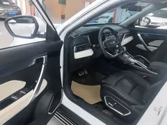2022 Geely Atlas 1.8TD DCT, белый — фото 16
