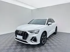 2022 Audi Q3 35 TFSI, белый — фото 1