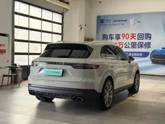 2023 Porsche Cayenne E-Hybrid 2.0T PHEV — фото 7