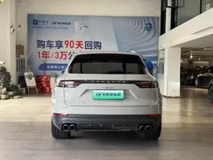 2023 Porsche Cayenne E-Hybrid 2.0T PHEV — фото 8