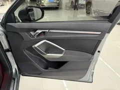 2023 Audi Q3 35 TFSI 1.4T, синий — фото 6