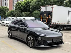 2024 Nio ET5T 75kWh Touring, чёрный — фото 3
