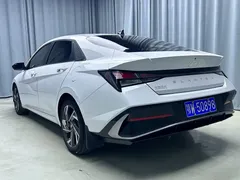 2023 Hyundai Elantra 1.5L CVT GLX Elite, белый — фото 20