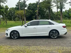 2022 Audi A4L 40 TFSI, белый — фото 17