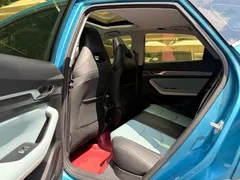 2022 Geely Emgrand S 1.4T CVT, синий — фото 9