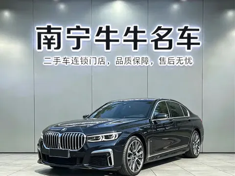 2019 BMW 7 Series 7 740Li M