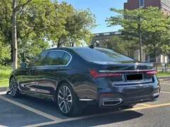 2019 BMW 7 Series 7 740Li M, чёрный — фото 6