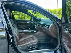 2019 BMW 7 Series 7 740Li M, чёрный — фото 14