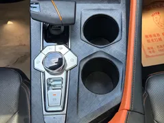 2022 Changan UNI-V 1.5T — фото 6